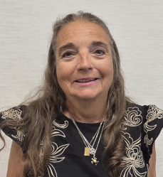 Head Shot of Peggy Estes